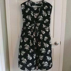 Maternity dress with nursing access
